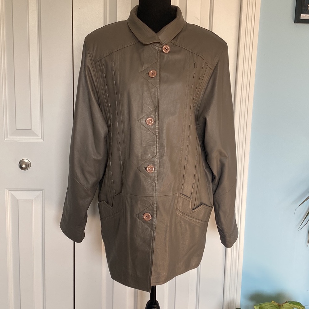 Creation Moden Small Grey German Genuine Leather Jacket Beautiful Woven Detail